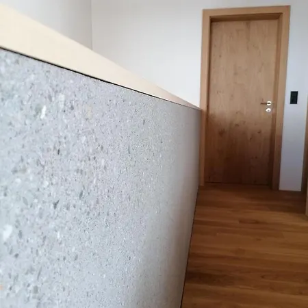 Kanis 80 Daire Schnepfau