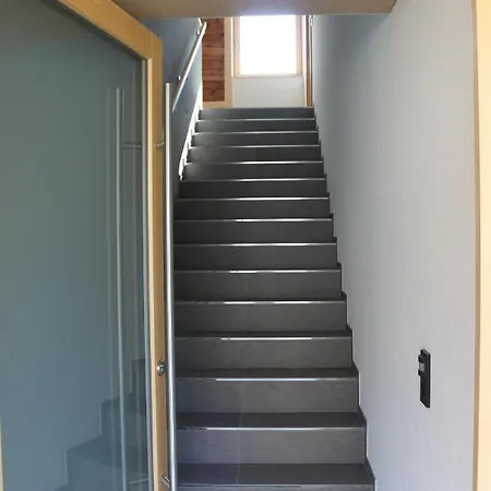 Kanis 80 Apartment *