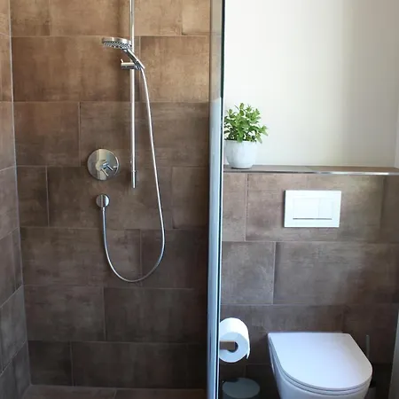 Kanis 80 Apartment
