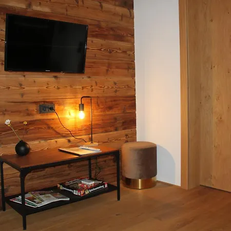 Kanis 80 Apartment *